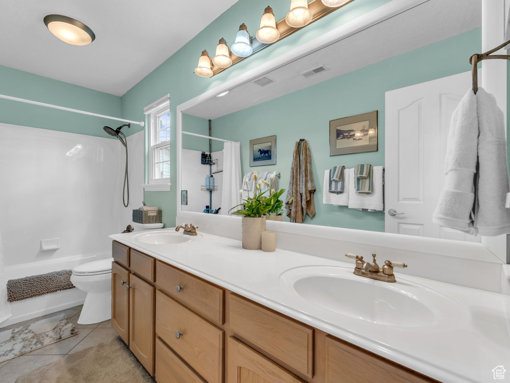 THE HAMLET - Residential