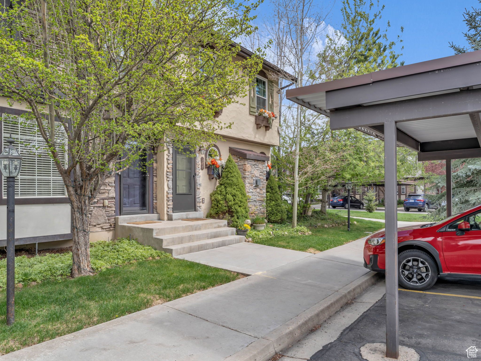 THE HAMLET - Residential