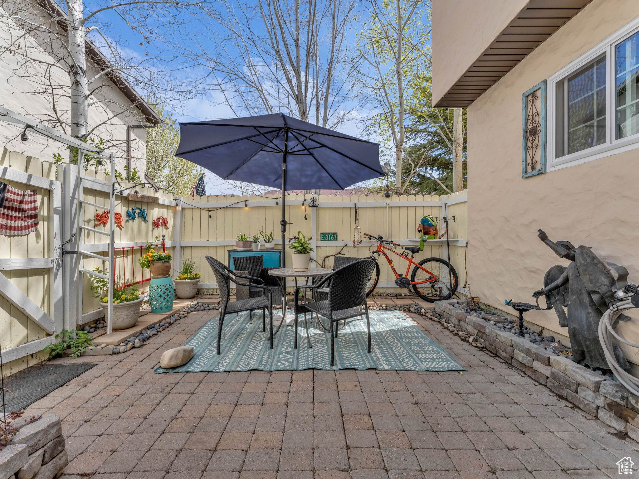 THE HAMLET - Residential