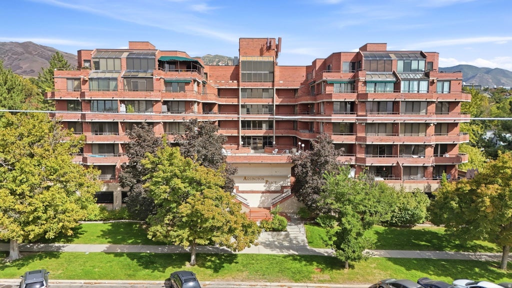Photo of 115 S 1100 E #401, Salt Lake City, UT 84102 (MLS # 2185932)