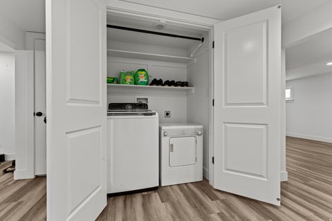 Tiny photo for 623 N 1000 W, Clearfield, UT 84015 (MLS # 2146376)