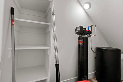 Tiny photo for 623 N 1000 W, Clearfield, UT 84015 (MLS # 2146376)