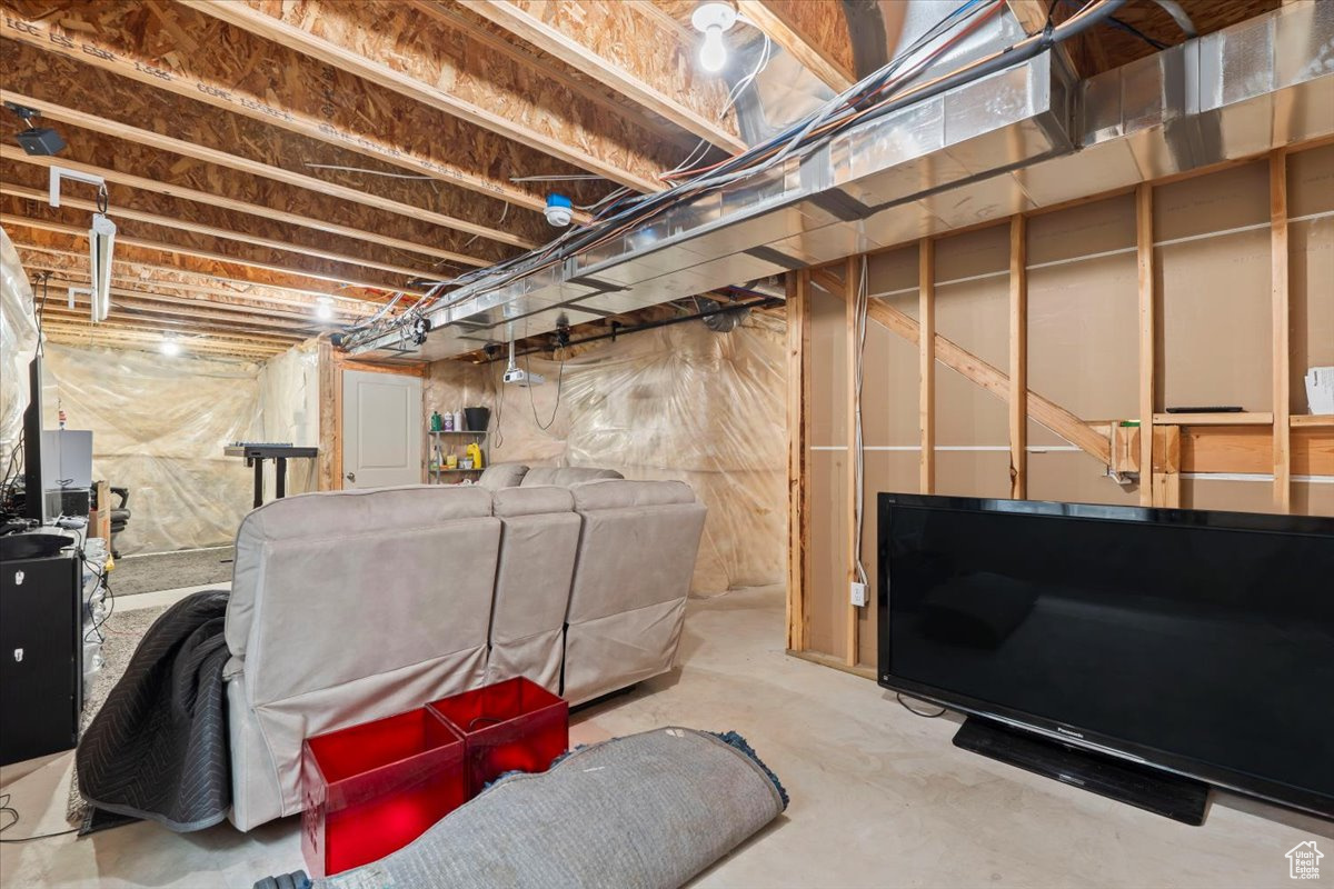 7906 S Gaea Ct, West Jordan, Utah image 21