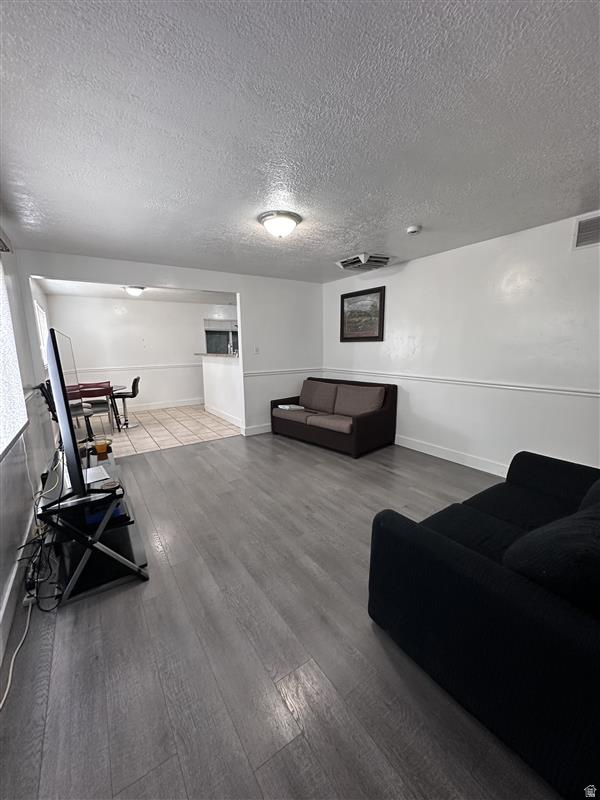 HOFFMAN HEIGHTS #5 - Residential