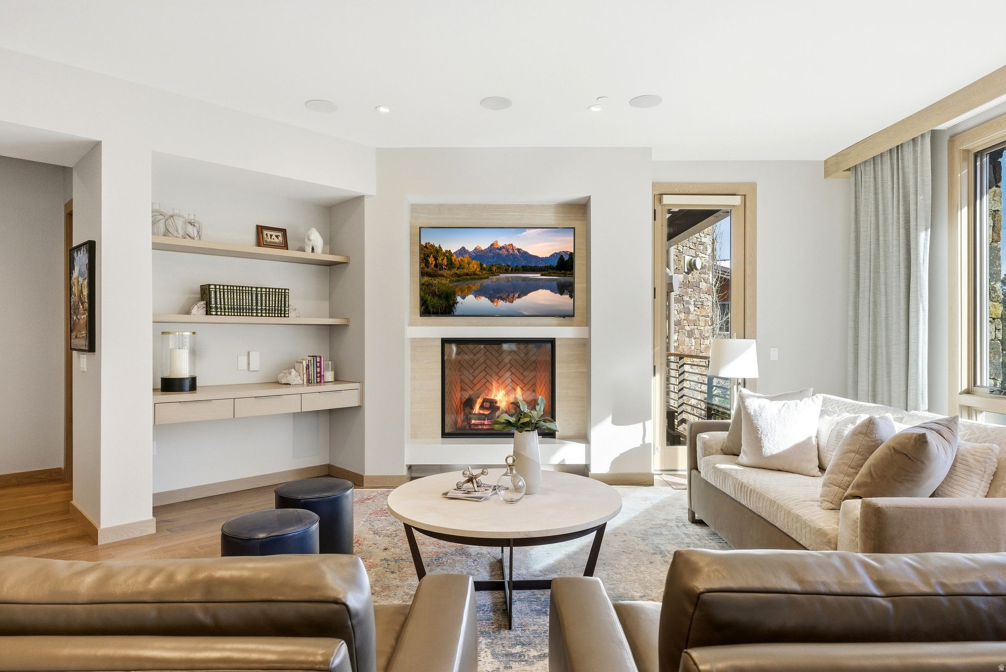 NORTH SILVER LAKE AMND & RSTD CONDO - Residential