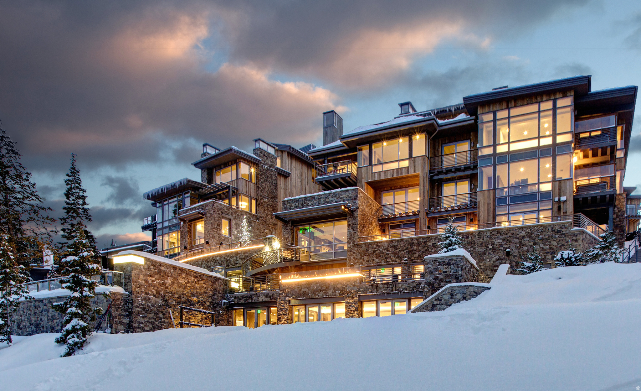 NORTH SILVER LAKE AMND & RSTD CONDO - Residential