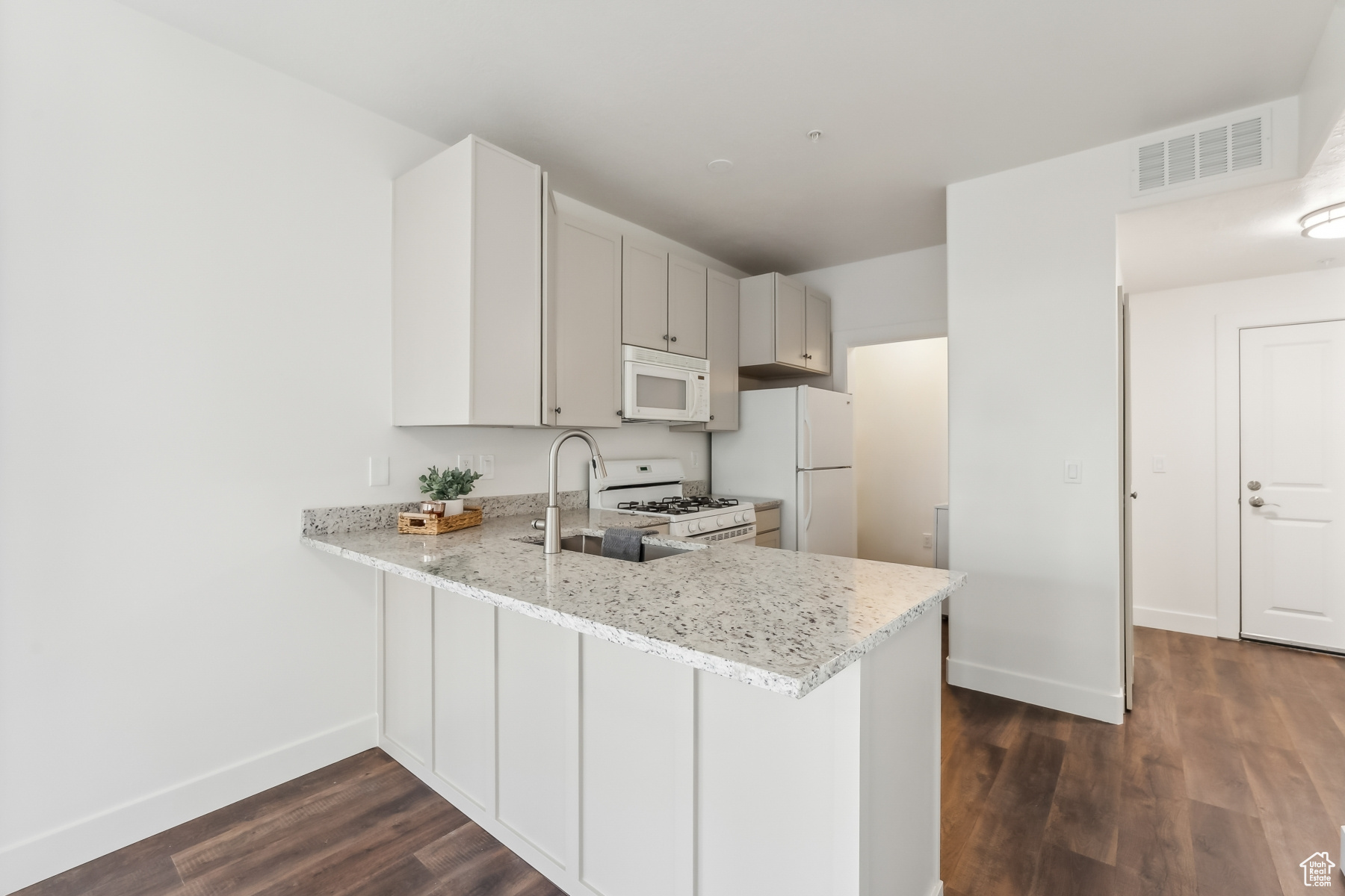 Park City, Utah 84098, United States, 2 Bedrooms Bedrooms, ,2 BathroomsBathrooms,Residential,Active,134722