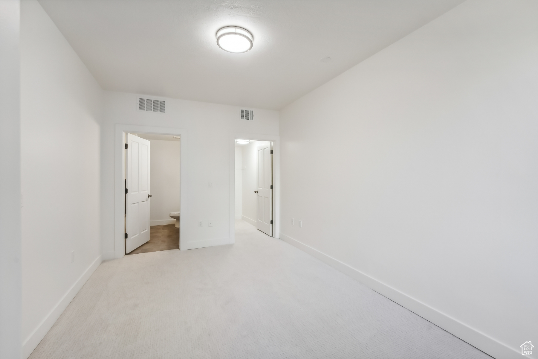 Park City, Utah 84098, United States, 2 Bedrooms Bedrooms, ,2 BathroomsBathrooms,Residential,Active,134722