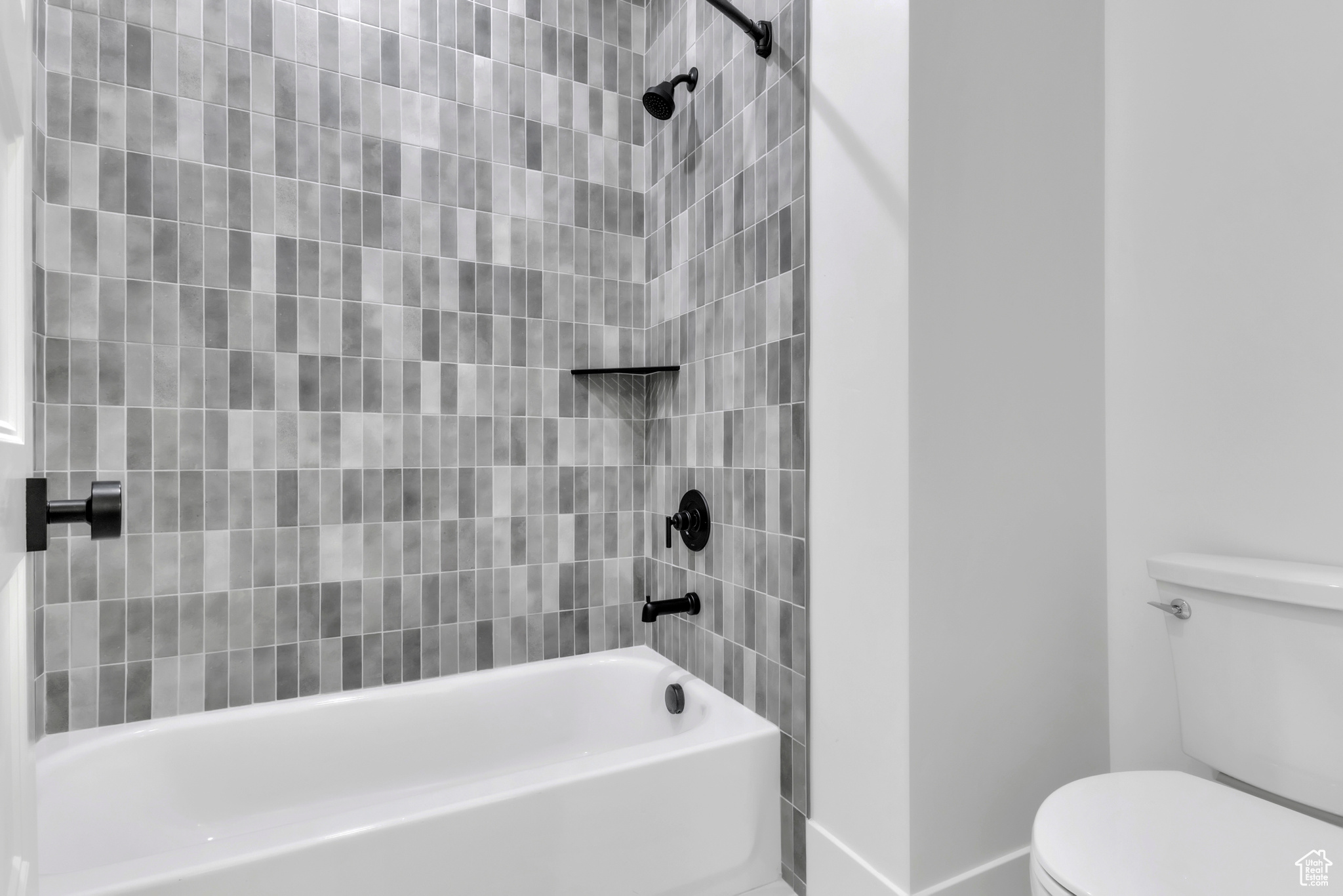 HIDDEN HOLLOW - Residential