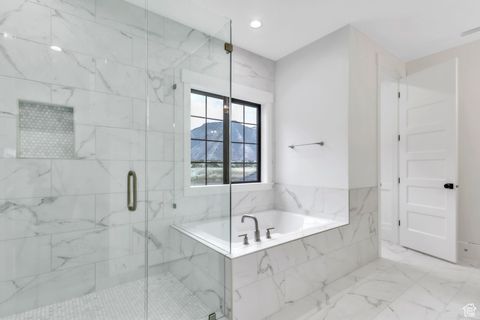 Tiny photo for 318 E MAPLETON ESTATES DR, Mapleton, UT 84664 (MLS # 2111766)