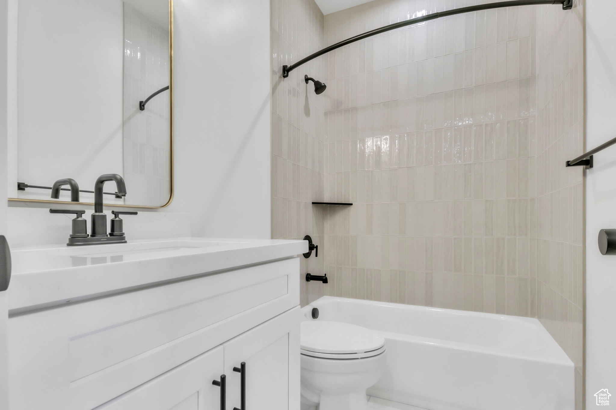 HIDDEN HOLLOW - Residential