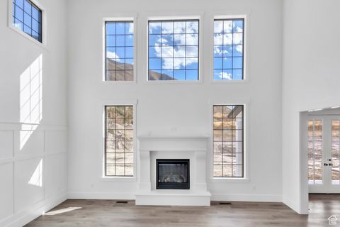 Tiny photo for 318 E MAPLETON ESTATES DR, Mapleton, UT 84664 (MLS # 2111766)