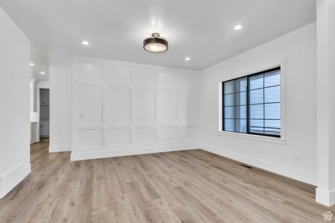 Tiny photo for 318 E MAPLETON ESTATES DR, Mapleton, UT 84664 (MLS # 2111766)