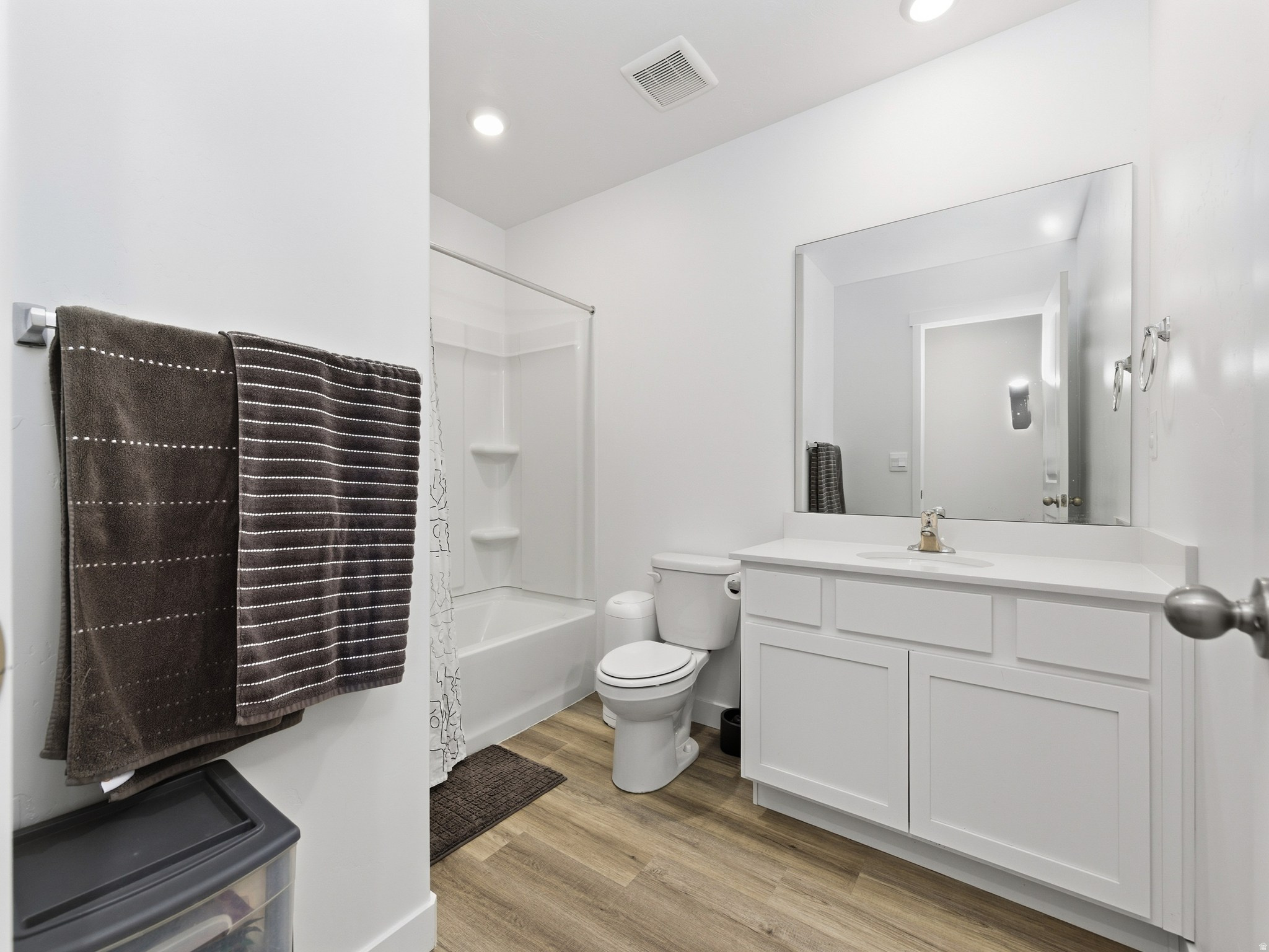 LITTLE VALLEY GATEWAY - Residential