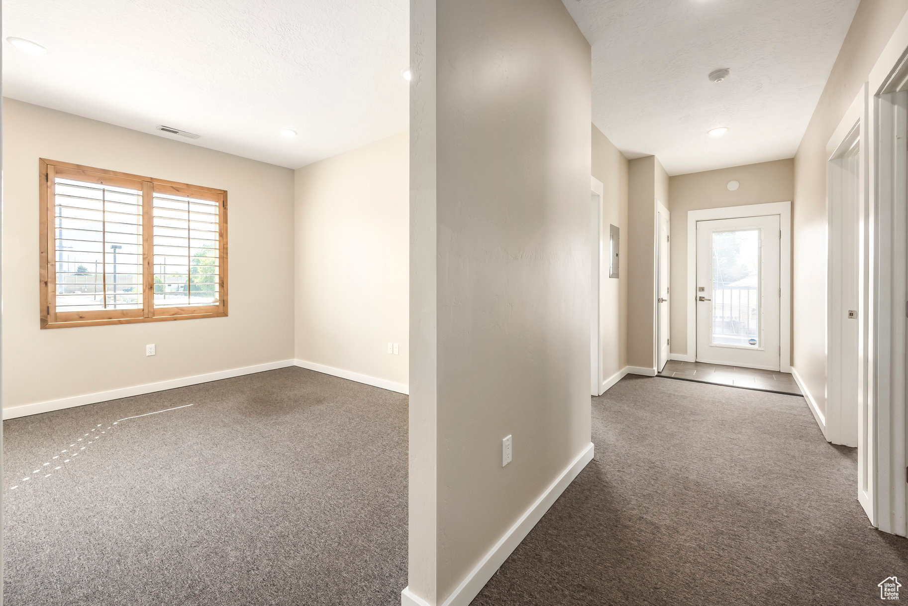 PARK - Commercial Sale