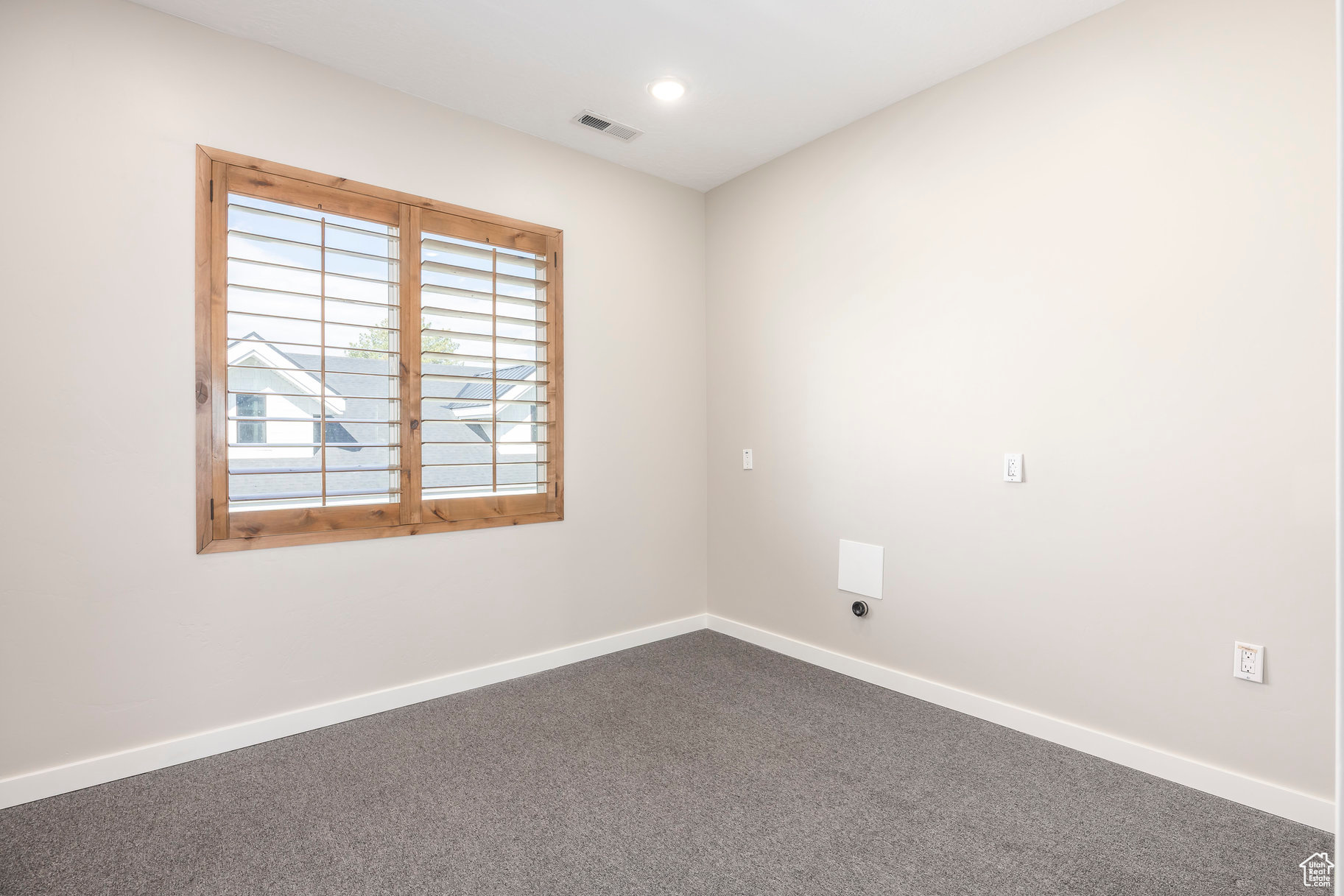 PARK - Commercial Sale