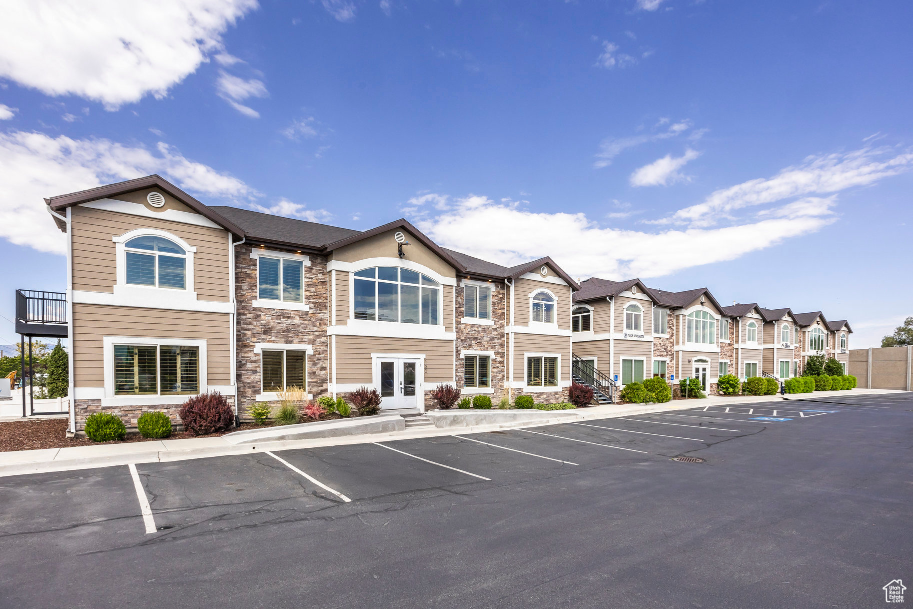 PARK - Commercial Sale