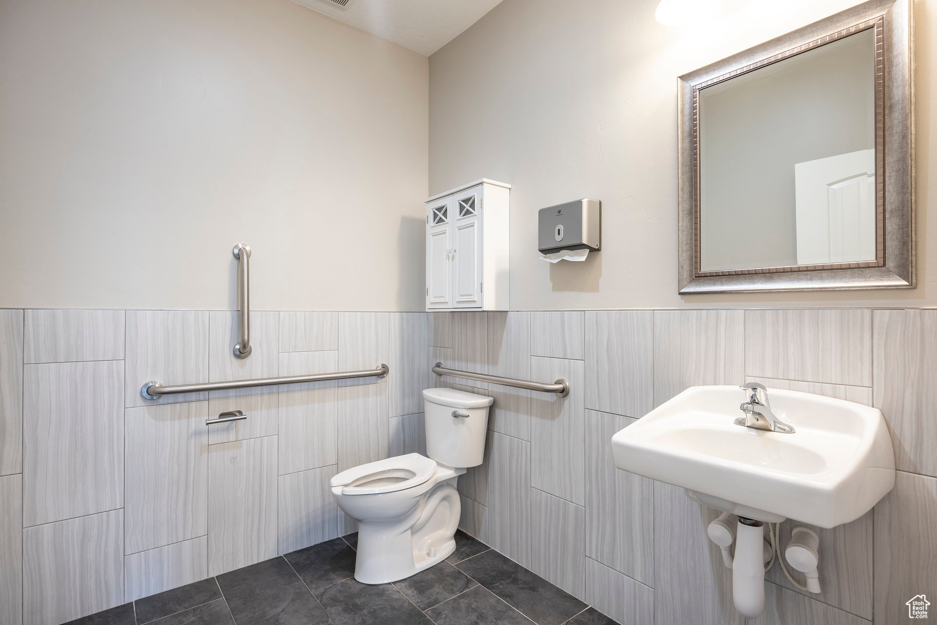 PARK - Commercial Sale