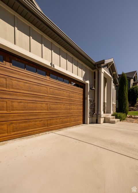Photo of 94 W HILLSIDE DR, Elk Ridge, UT 84651 (MLS # 2116274)