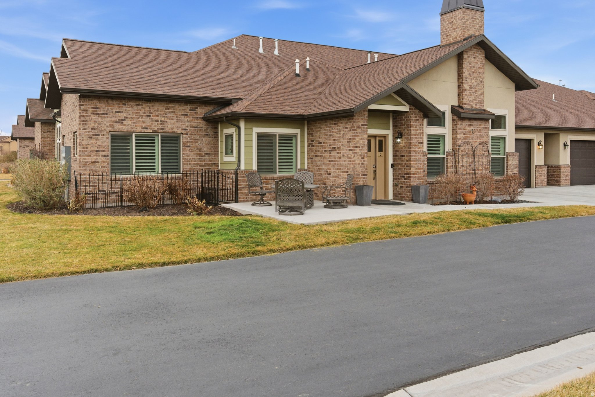 DIGNITY COTTAGES - Residential