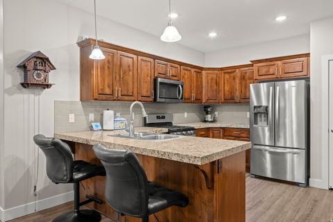 Tiny photo for 1768 W 300 S #C, Mapleton, UT 84664 (MLS # 2139536)