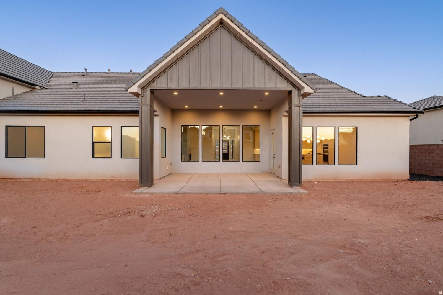 LAKESIDE STUCKI FARMS - Residential