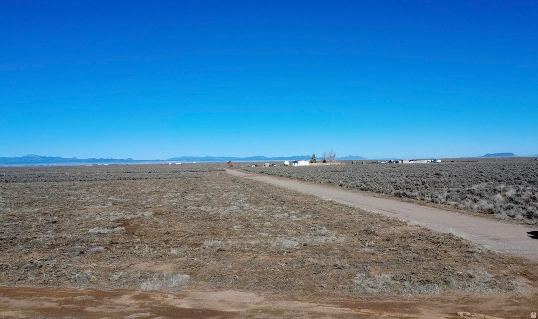 GREEN VALLEY ACRES - Land