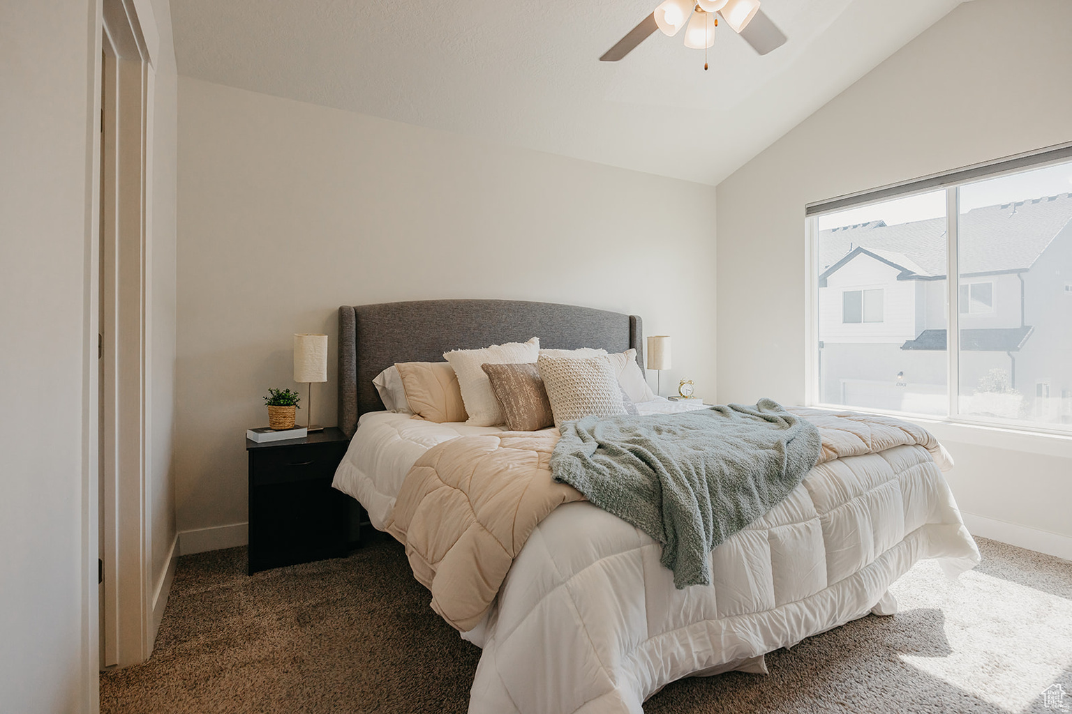 MOUNTAIN RIDGE - Residential