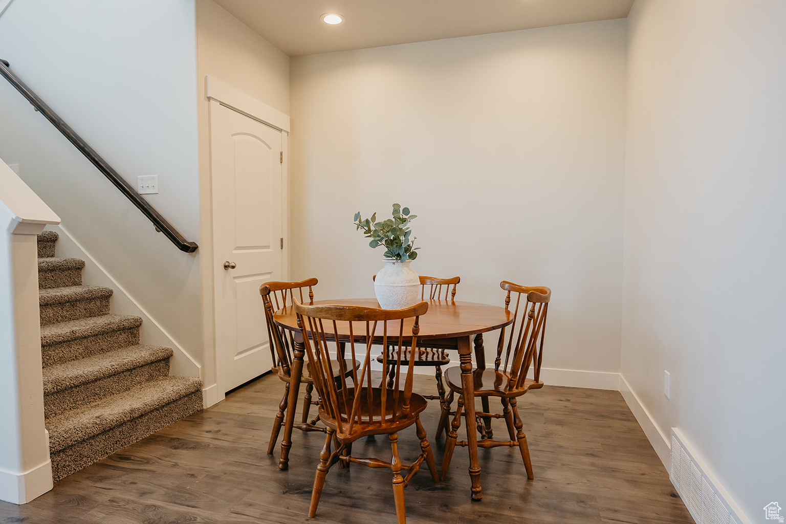 MOUNTAIN RIDGE - Residential