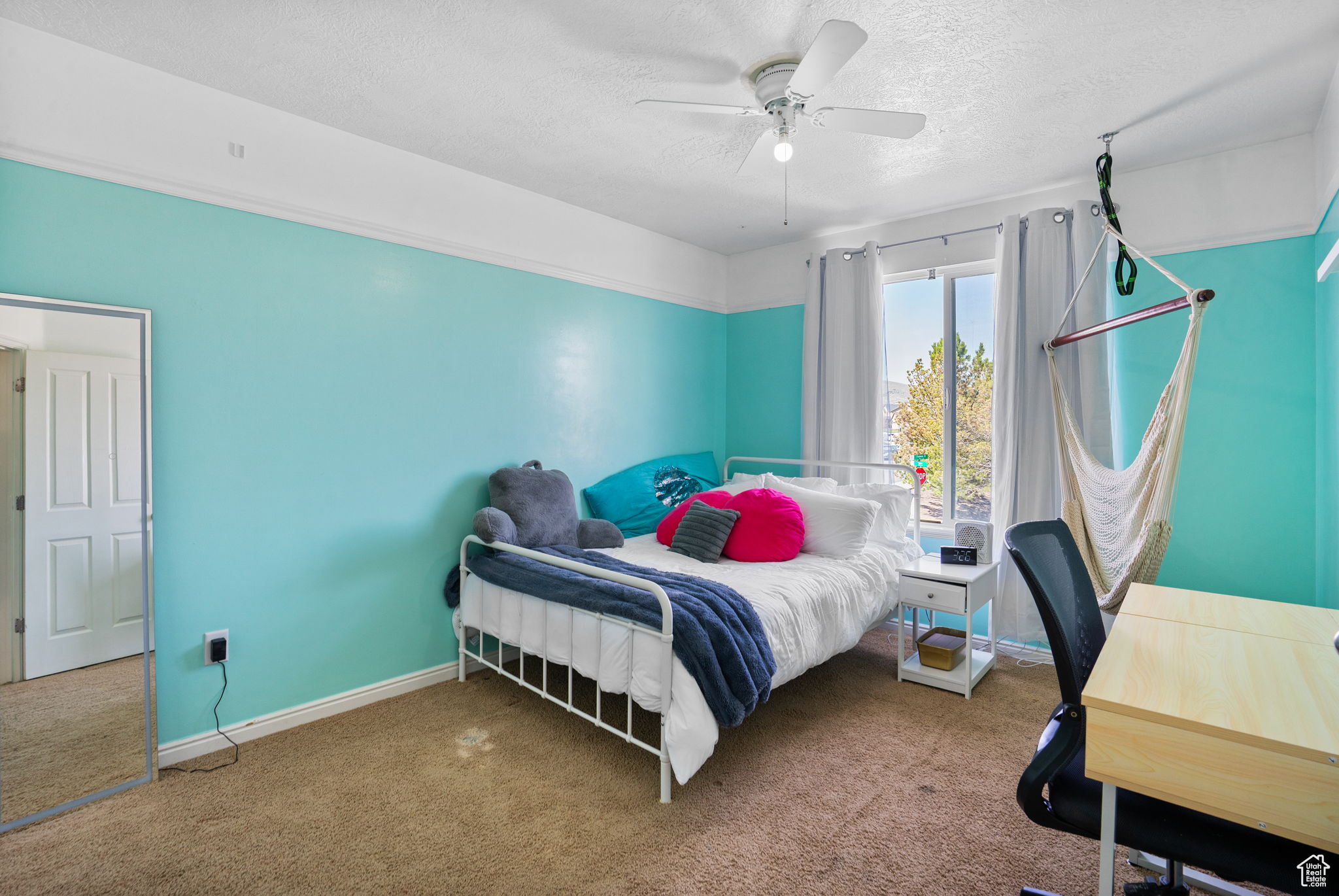 Eagle Mountain, Utah 84005, United States, 5 Bedrooms Bedrooms, ,3 BathroomsBathrooms,Residential,Active,105344