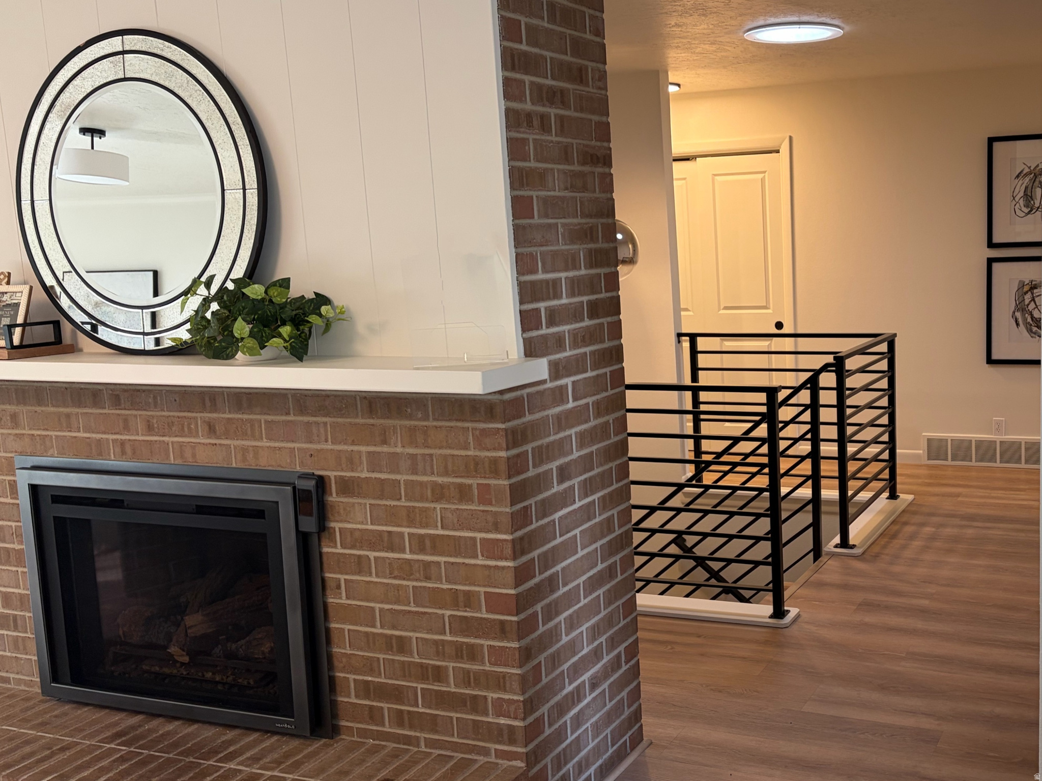 BELVIEW SLOPES - Residential