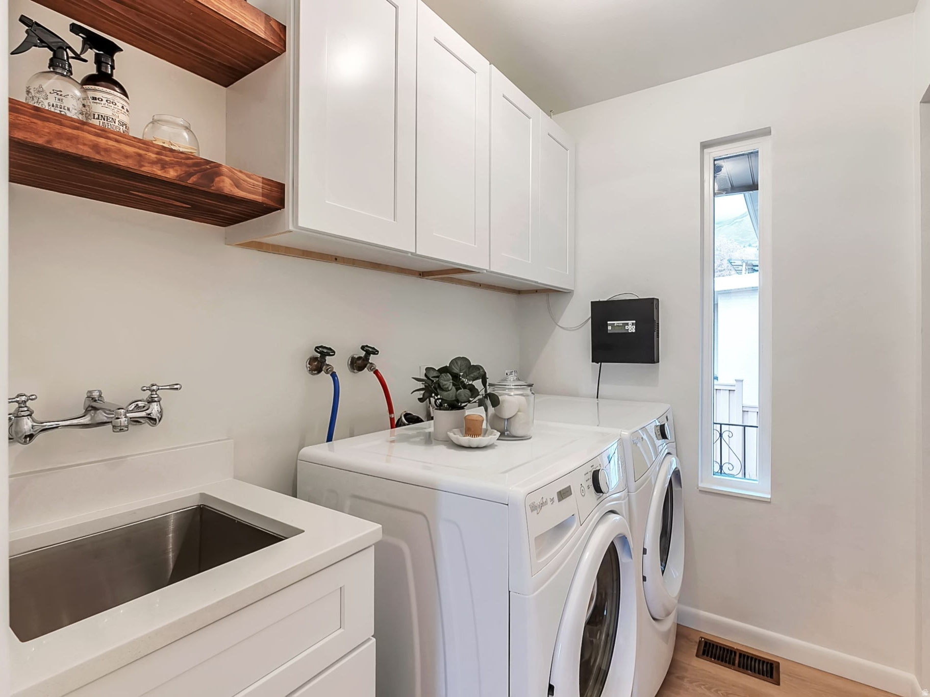 BELVIEW SLOPES - Residential