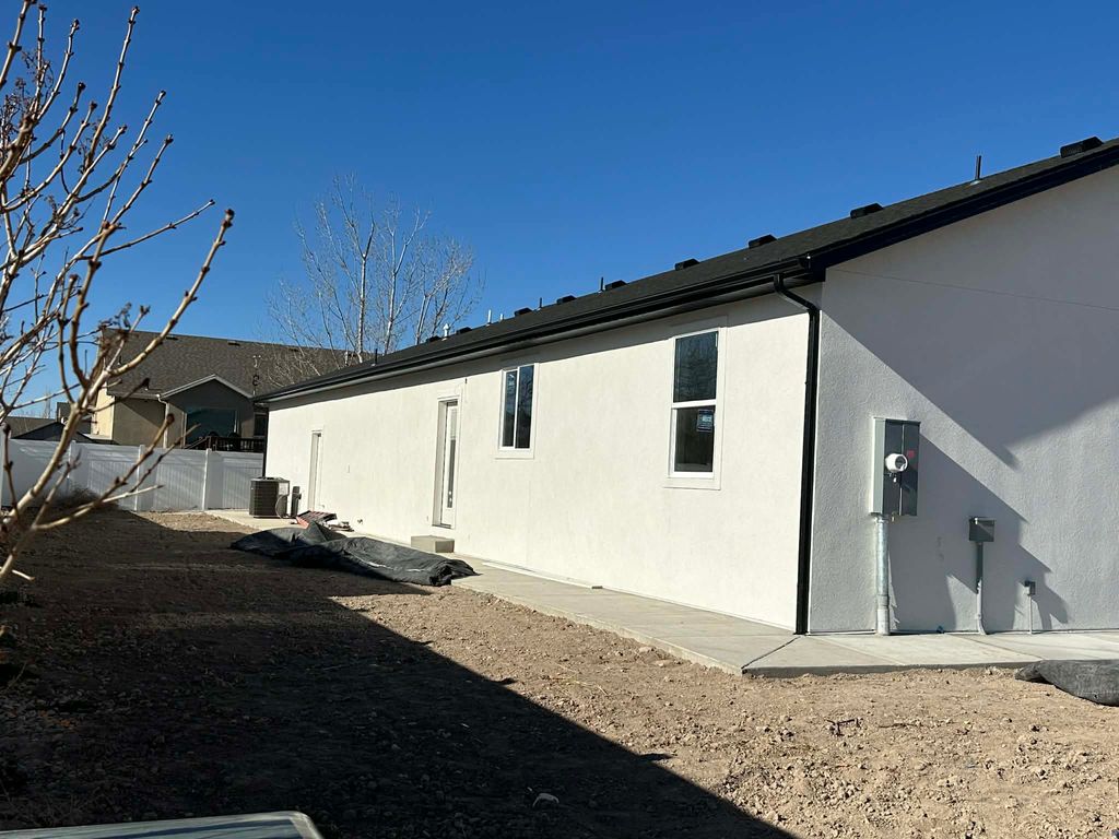 Photo of 520 E 450 N, Delta, UT 84624 (MLS # 2131186)
