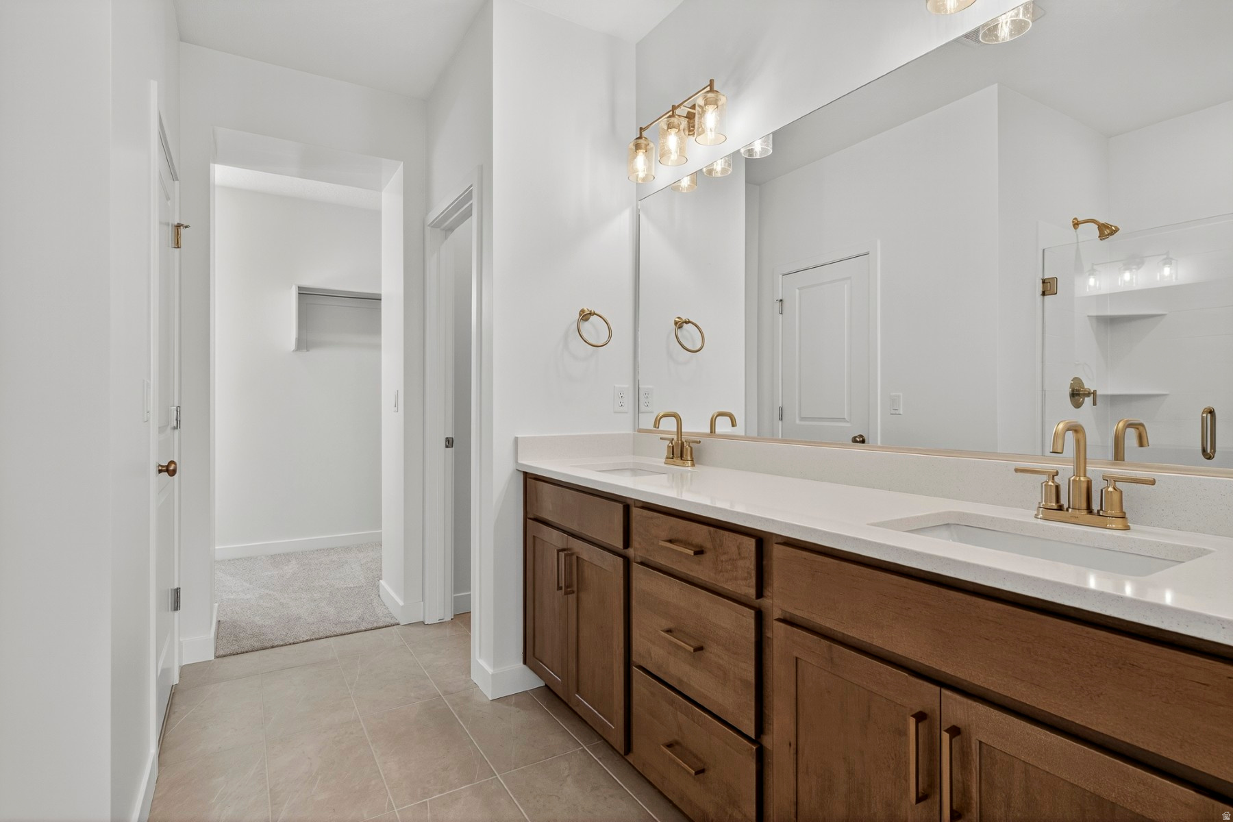 EASTRIDGE PARK - Residential