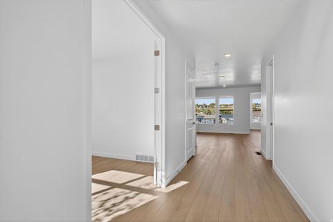 Tiny photo for 1313 E LARKSPUR WAY, Layton, UT 84040 (MLS # 2121970)