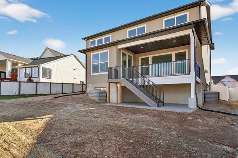 Tiny photo for 1313 E LARKSPUR WAY, Layton, UT 84040 (MLS # 2121970)