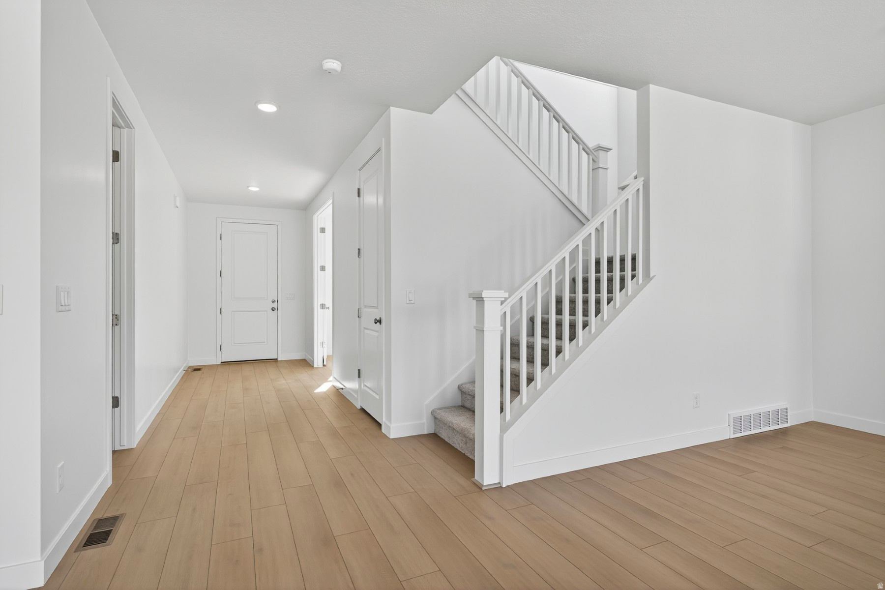 EASTRIDGE PARK - Residential