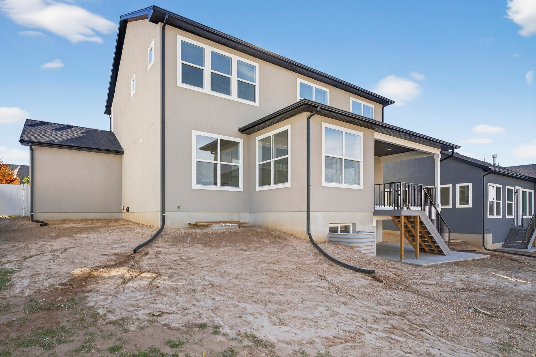 EASTRIDGE PARK - Residential