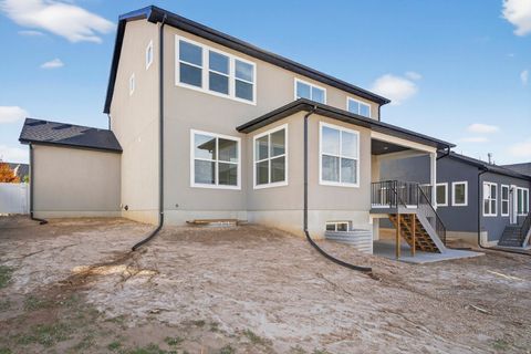 Tiny photo for 1313 E LARKSPUR WAY, Layton, UT 84040 (MLS # 2121970)