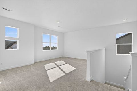 Tiny photo for 1313 E LARKSPUR WAY, Layton, UT 84040 (MLS # 2121970)