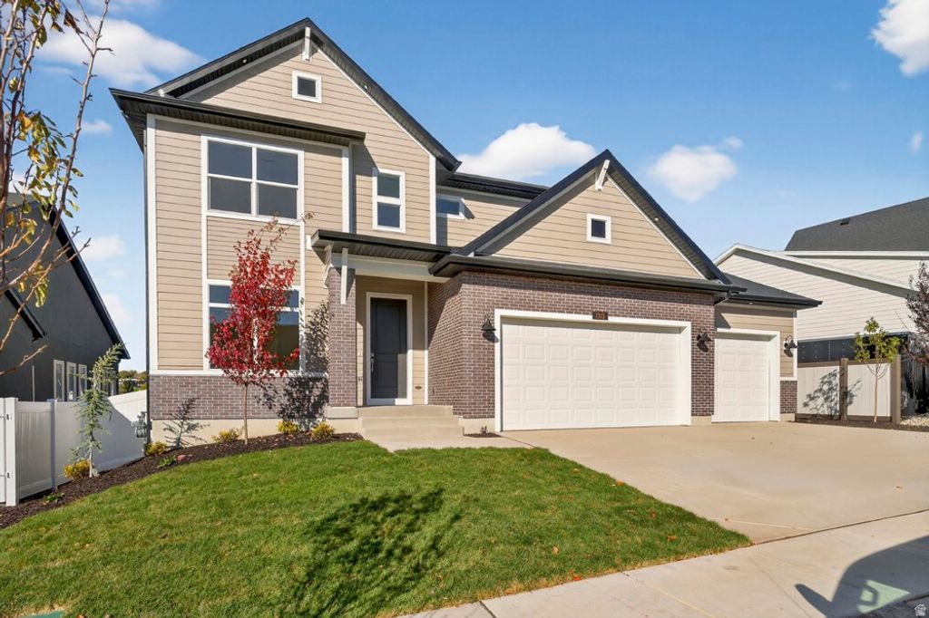 Photo for 1313 E LARKSPUR WAY, Layton, UT 84040 (MLS # 2121970)