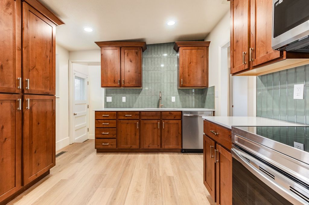 Photo of 109 W 900 S, Bountiful, UT 84010 (MLS # 2136947)