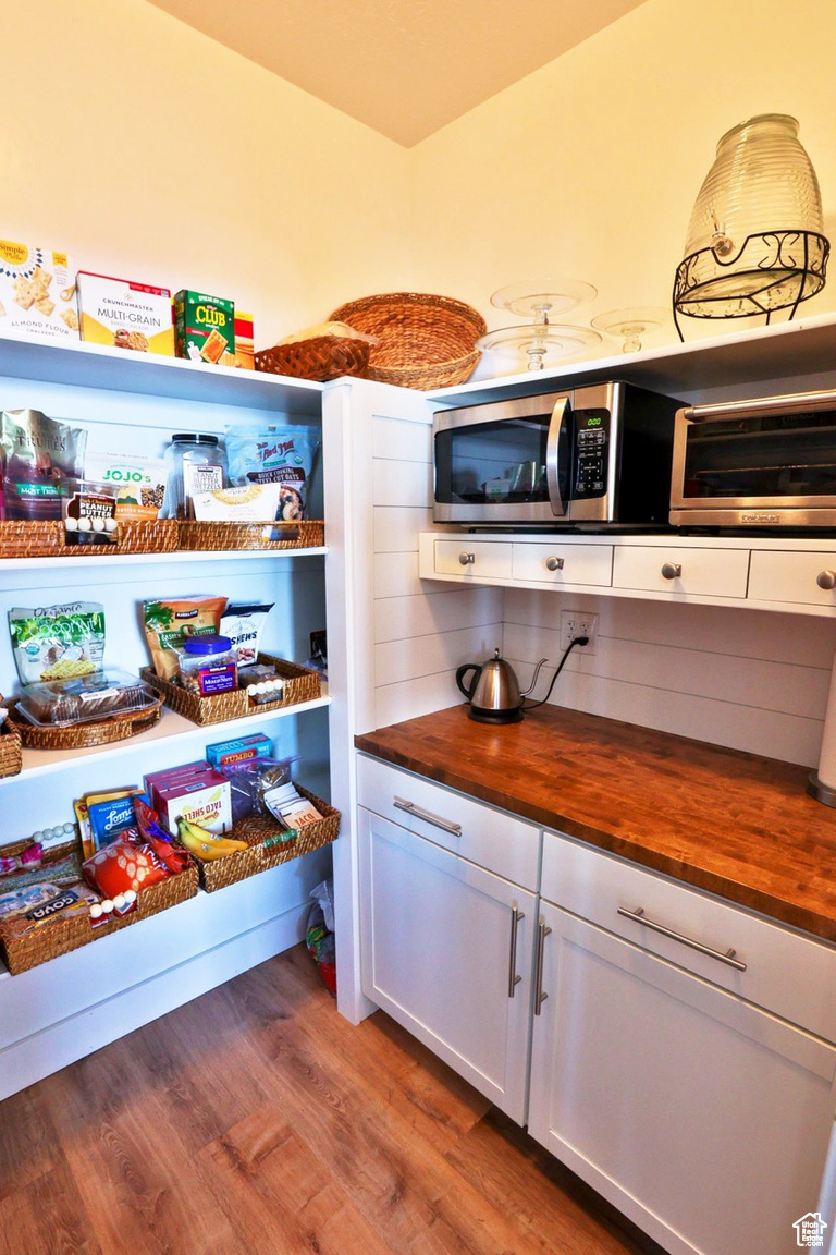 THE VILLAGE OF FOX HOLLOW - Residential