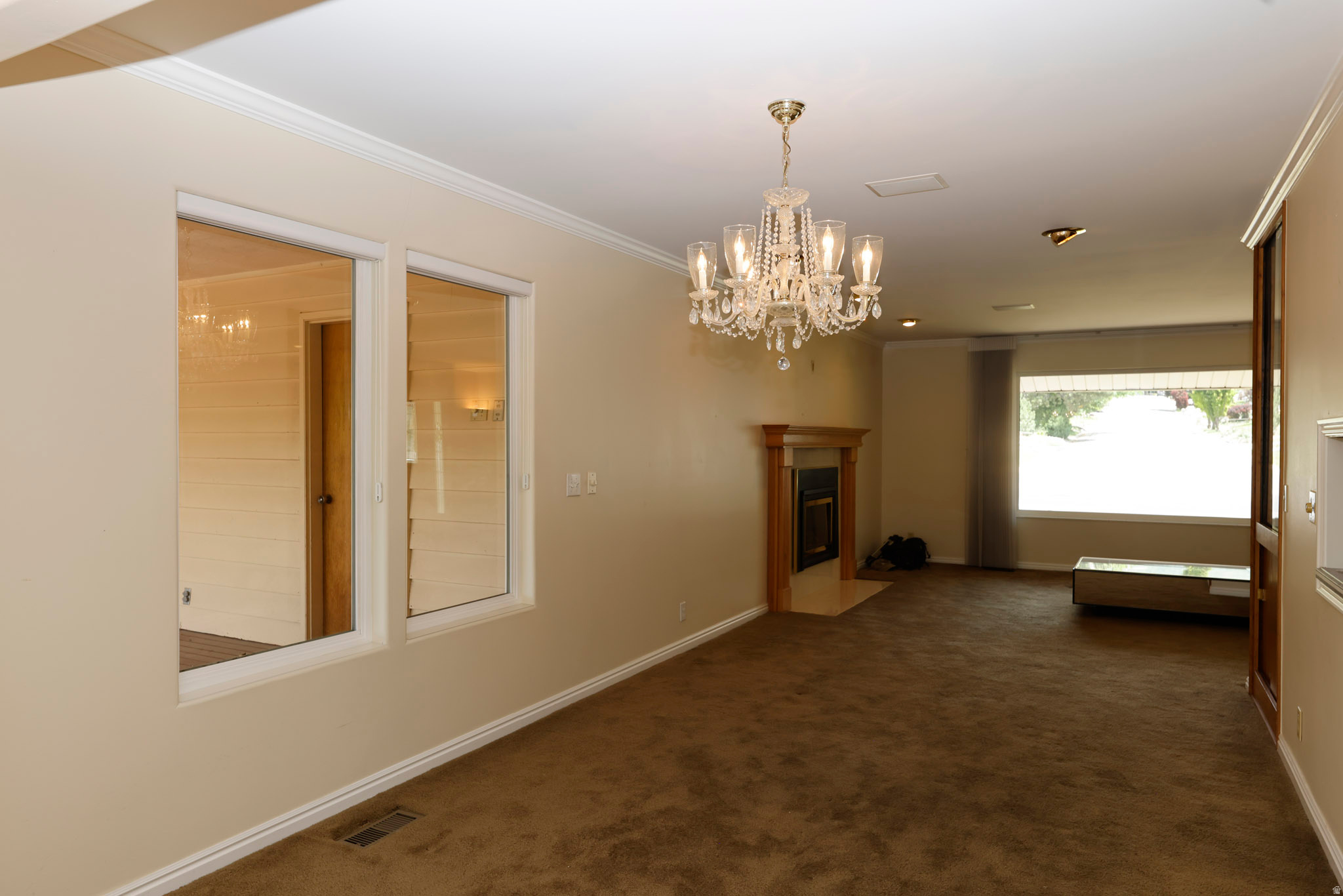 EAST OLYMPUS HEIGHTS - Residential