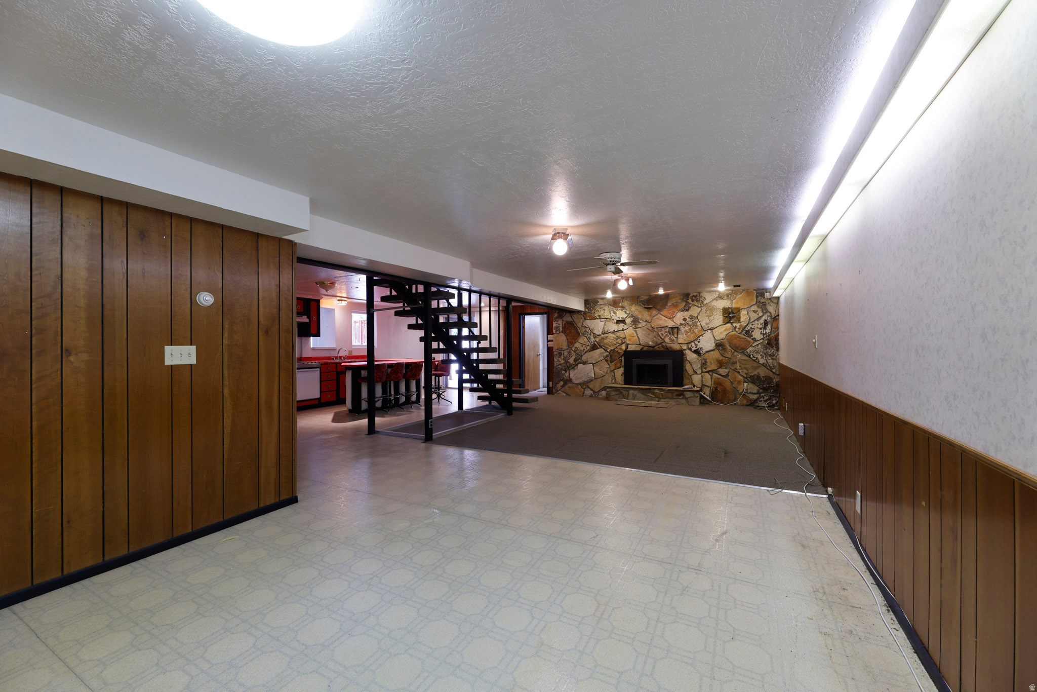 EAST OLYMPUS HEIGHTS - Residential