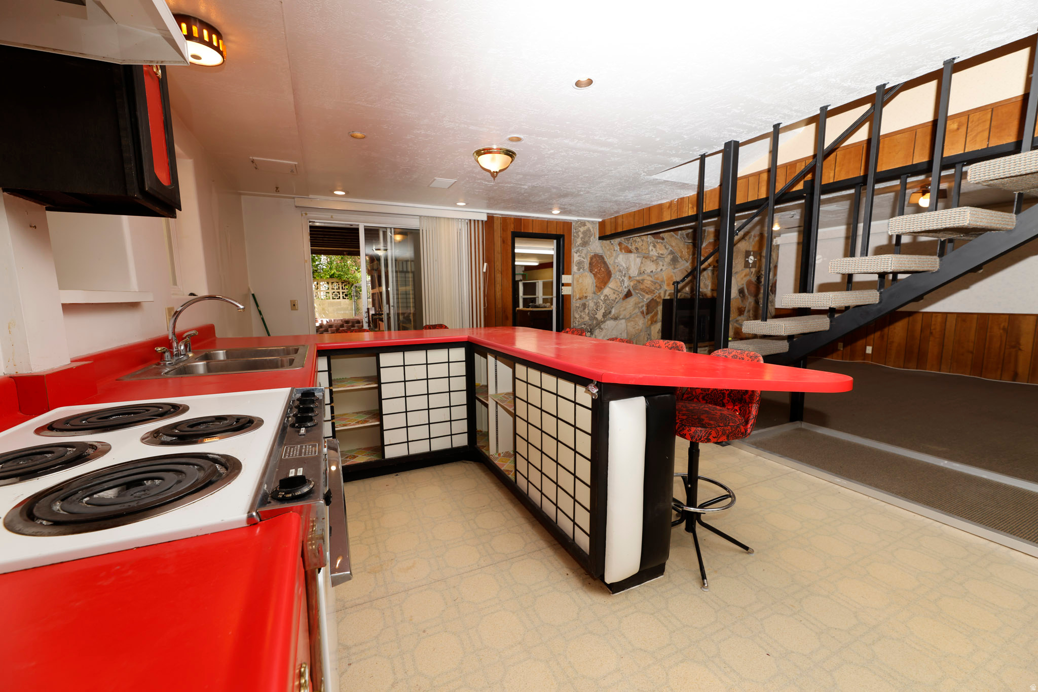 EAST OLYMPUS HEIGHTS - Residential