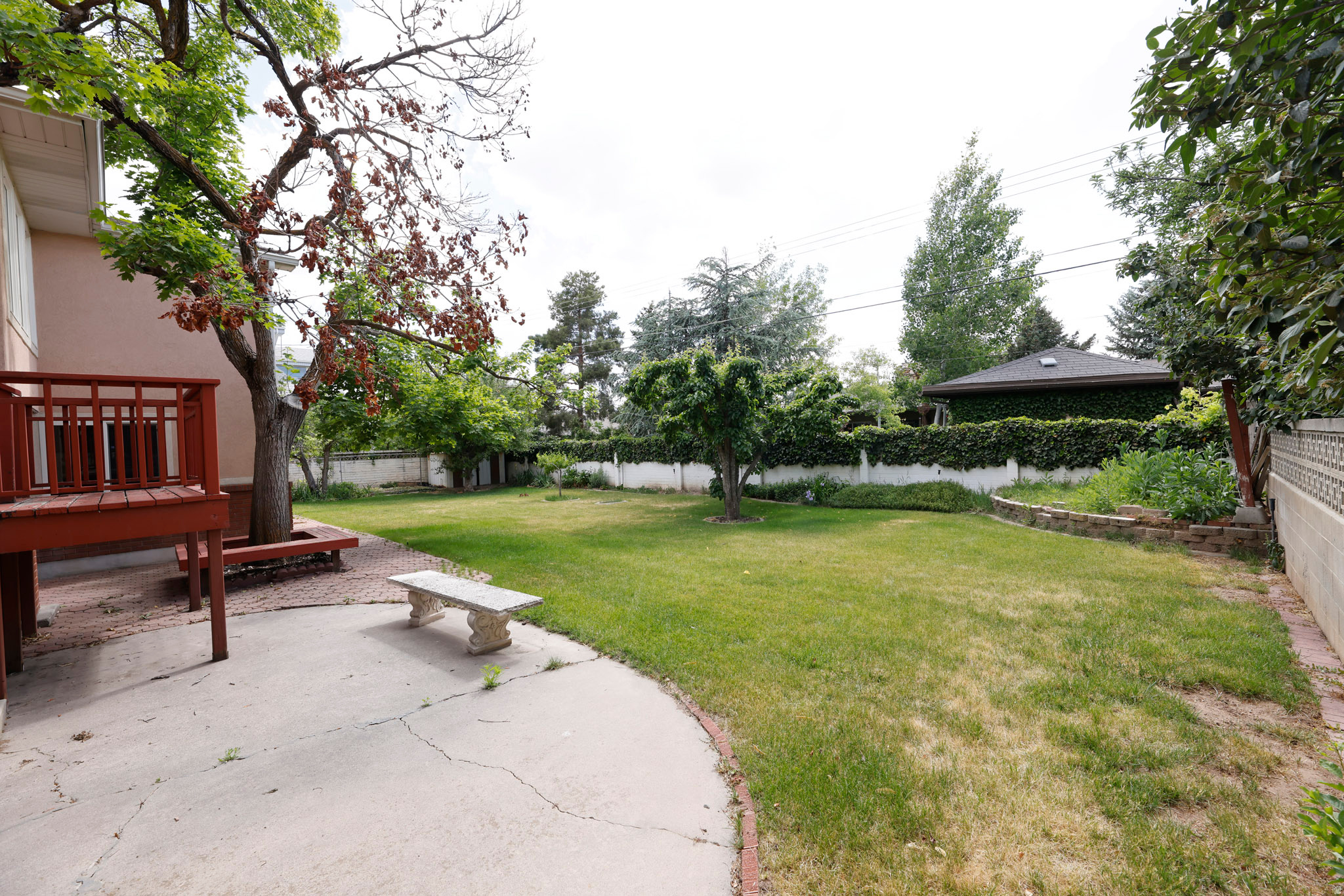 EAST OLYMPUS HEIGHTS - Residential