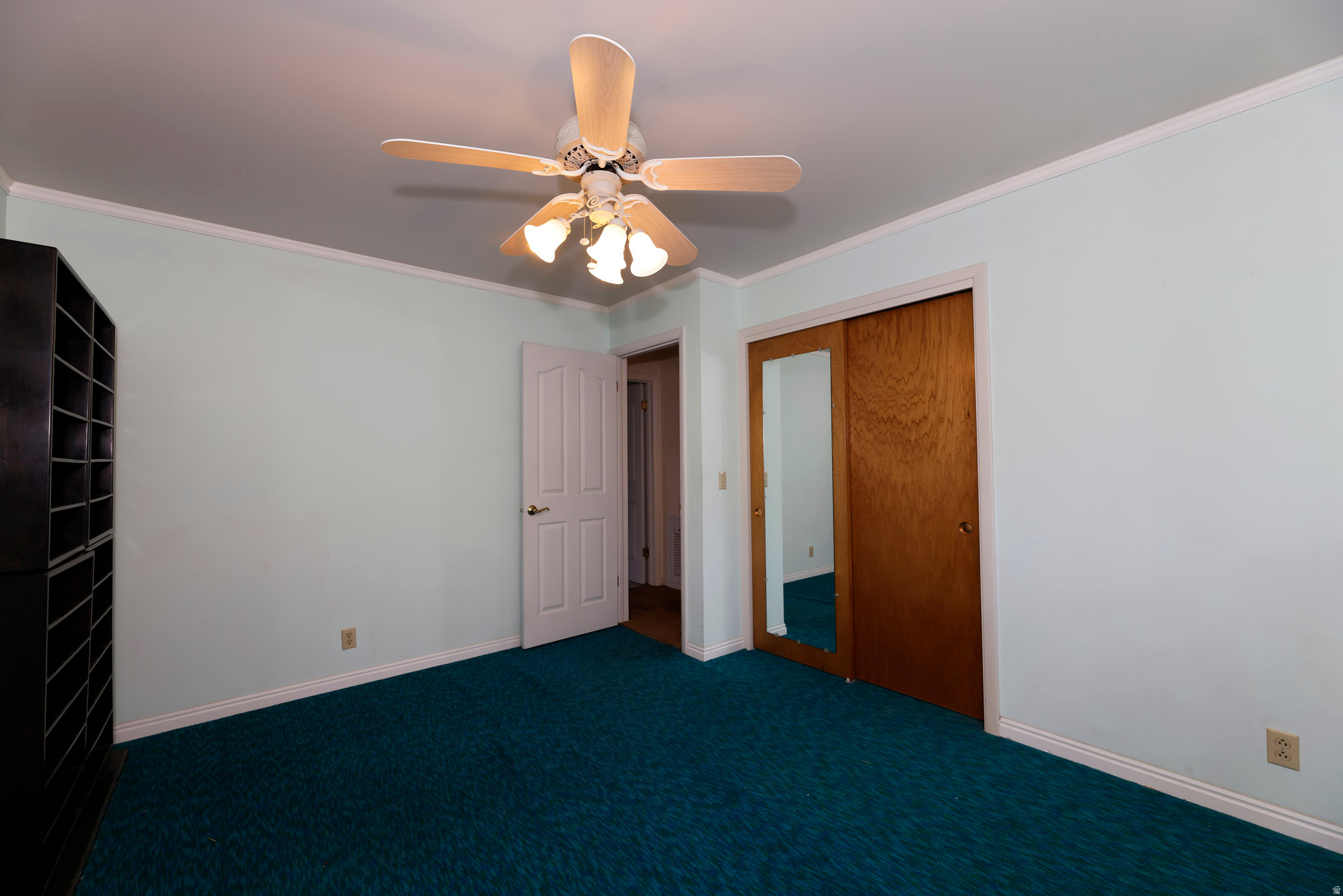 EAST OLYMPUS HEIGHTS - Residential