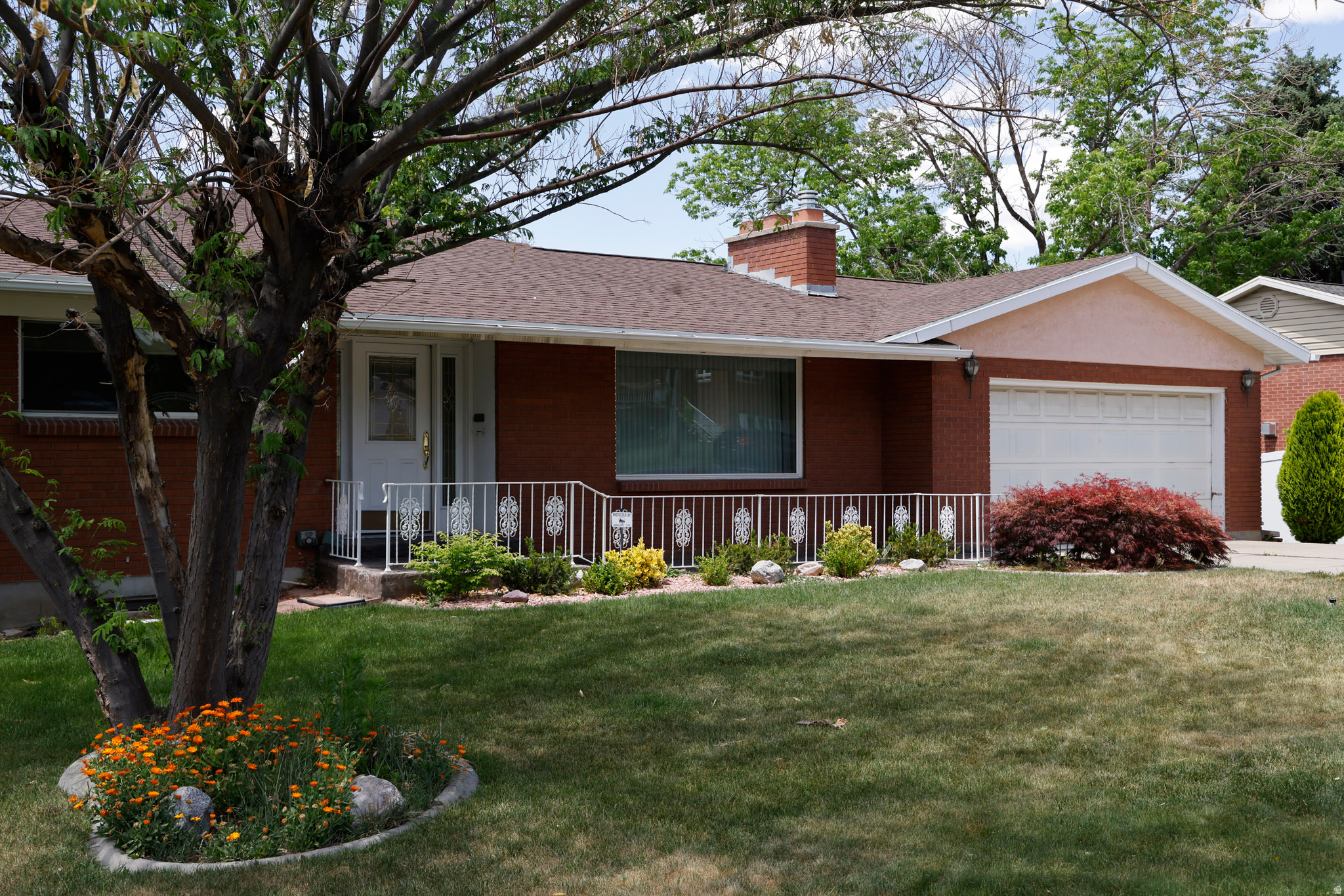 EAST OLYMPUS HEIGHTS - Residential