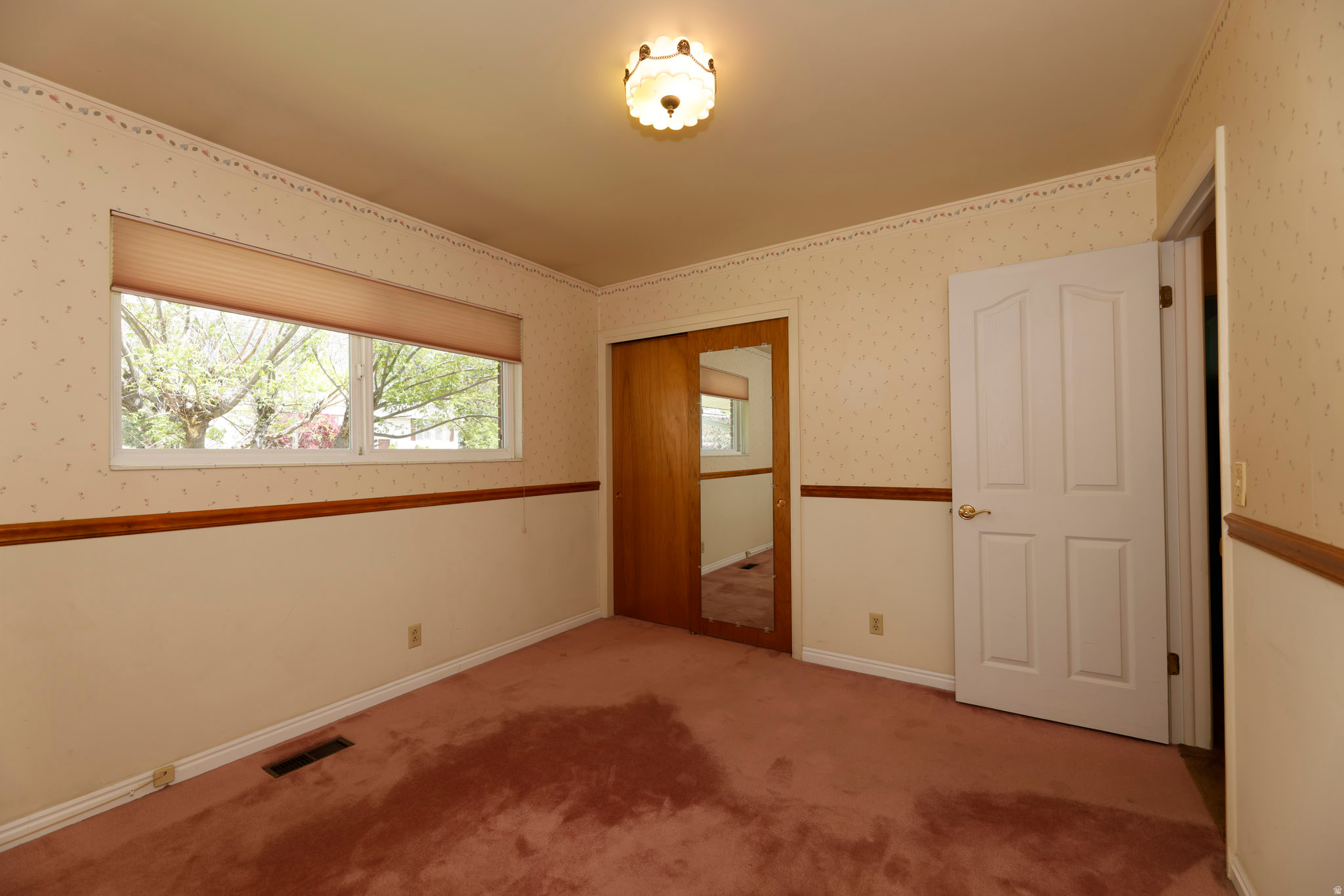 EAST OLYMPUS HEIGHTS - Residential